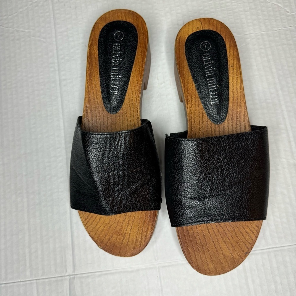 Olivia Miller, black clog sandal size 7